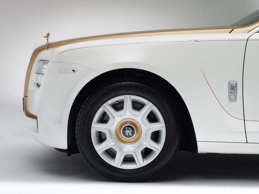  Rolls-Royce Ghost Golden Sun Sunbird 2013 года  (фото 2 из 7)